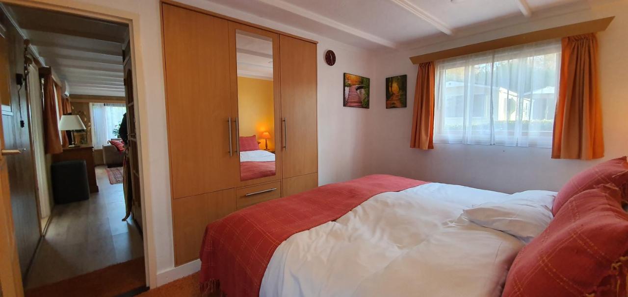 Knus Chalet Midden In De Natuur En De Rust. Βαγκενίνγκεν Εξωτερικό φωτογραφία