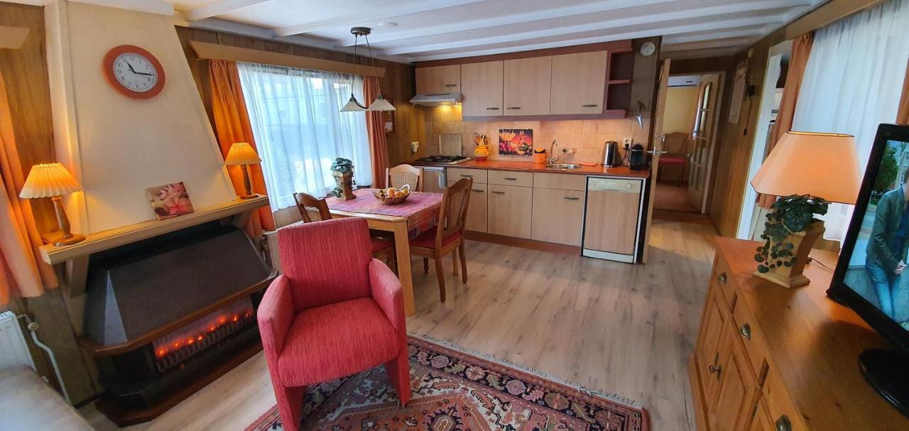 Knus Chalet Midden In De Natuur En De Rust. Βαγκενίνγκεν Εξωτερικό φωτογραφία